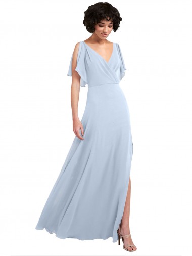 Mangas Esvoaçantes, Mangas Divididas Decote V Chiffon Azul Céu Claro Comprimento Chão Vestidos de Madrinha Mais Barato