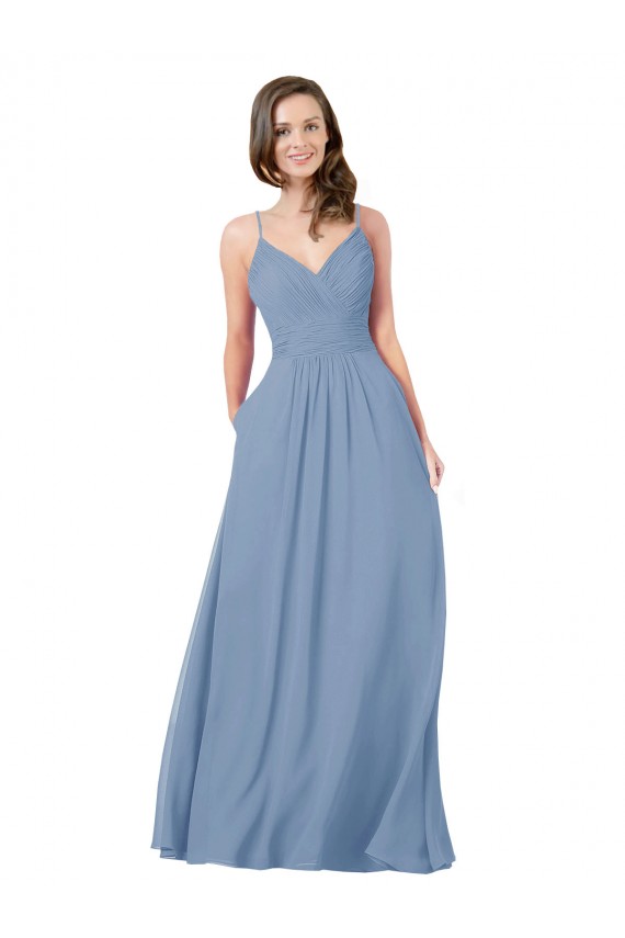 Sem Mangas Decote V Chiffon Azul Empoeirado Comprimento Chão Criss Cruz Longo Vestidos de Madrinha Mais Barato