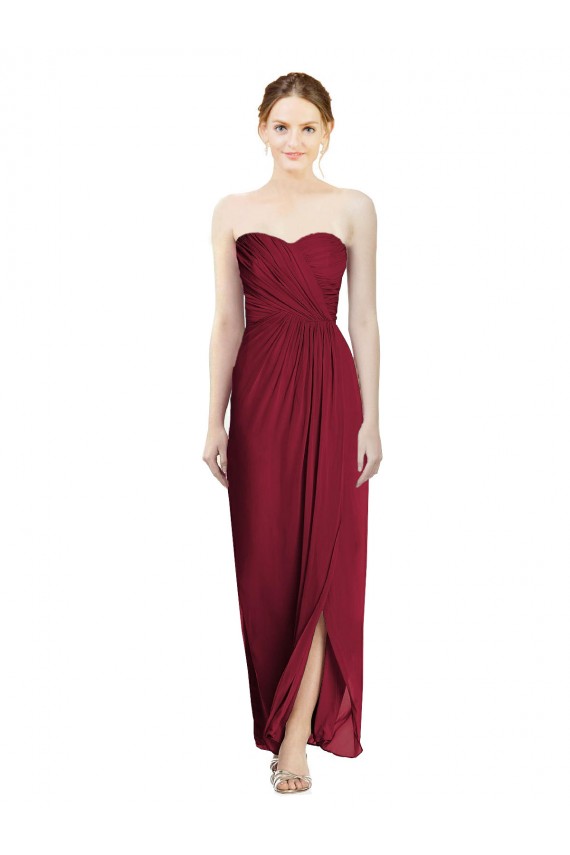 Sem Mangas Amor Chiffon Borgonha Comprimento Chão Bainha Vestidos de Madrinha Mais Barato