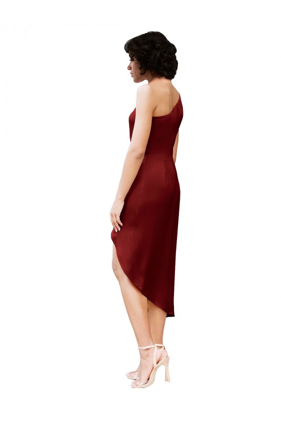 Sem Mangas Um Ombro Cetim Elástico Borgonha Comprimento Midi Vestidos de Madrinha / Vestidos de Noite / Vestidos de Festa Mais Barato