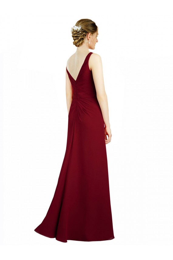 Sem Mangas Decote V Chiffon Borgonha Comprimento Chão Longo Vestido de Festa / Vestido de Madrinha Mais Barato