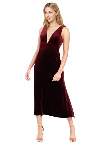 Sem Mangas Decote V Veludo Elástico Borgonha Comprimento Midi Vestidos de Madrinha / Vestidos de Festa / Vestidos de Cocktail / Vestidos de Homecoming Mais Barato