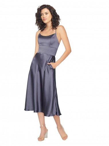 Sem Mangas Colher Cetim Sedoso Crepúsculo Comprimento Midi Vestidos de Madrinha / Vestidos de Festa / Vestidos de Cocktail / Vestidos de Homecoming Mais Barato