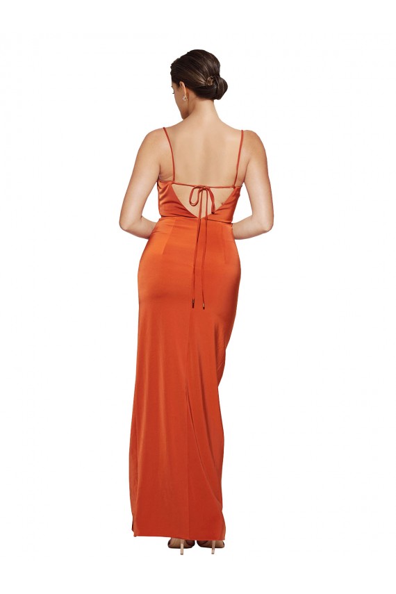 Sem Mangas Decote Capuz Cetim Elástico Ferrugem Comboio Varredela Vestidos de Madrinha / Vestidos de Noite / Vestidos de Festa Mais Barato