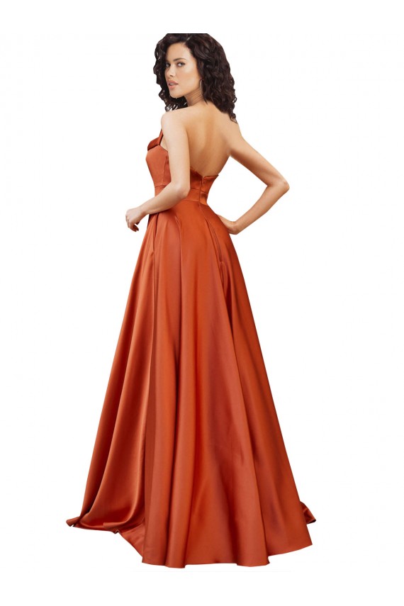 Sem Mangas Decote redondo Cetim Sedoso Laranja Queimada Comboio Varredela Vestidos de Madrinha / Vestidos de Noite / Vestidos de Festa Mais Barato