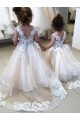 Sem Mangas Barco Tule & Renda Marfim Comboio Capela Vestidos para Meninas de Flores Mais Barato