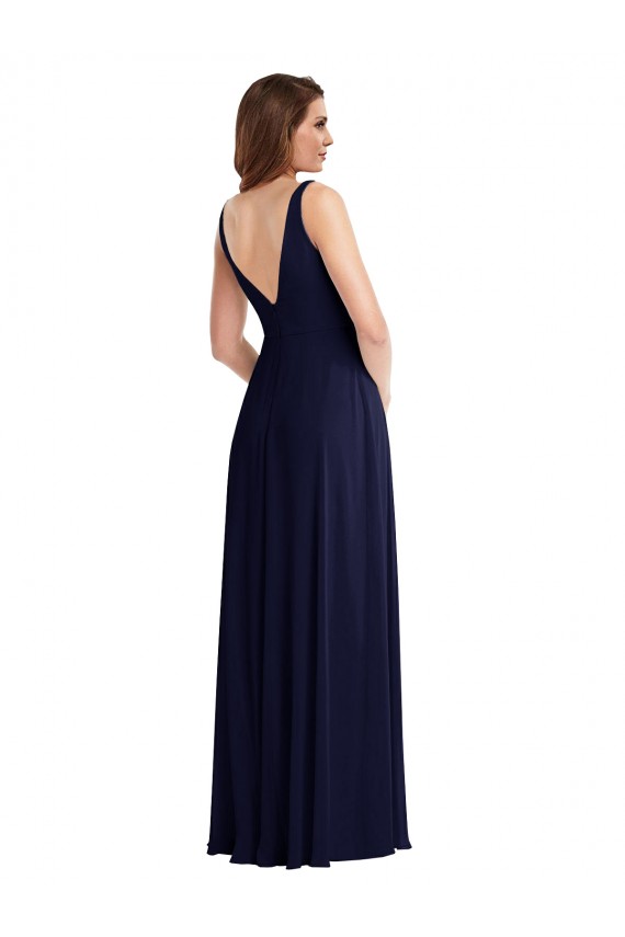 Sem Mangas Decote V Chiffon Marinha Negra Comprimento Chão Vestido Formais / Vestido de Madrinha Mais Barato