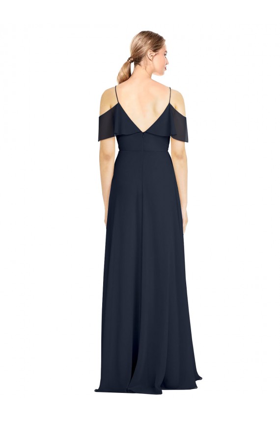 Sem Mangas Decote V Chiffon Marinha Negra Comprimento Chão Vestido de Madrinha / Vestido de Noite Mais Barato