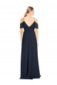 Sem Mangas Decote V Chiffon Marinha Negra Comprimento Chão Vestido de Madrinha / Vestido de Noite Mais Barato