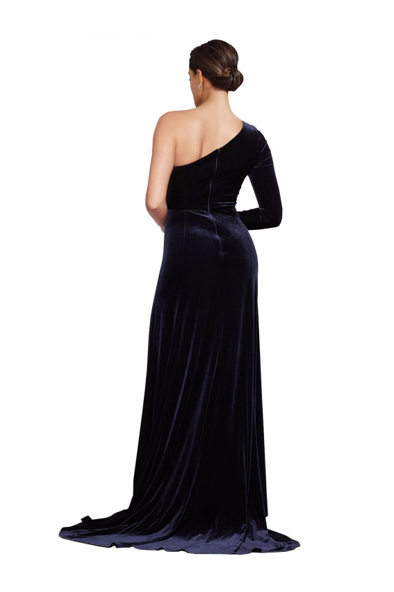 Mangas Compridas Um Ombro Veludo Elástico Marinha Negra Comboio Varredela Vestidos de Madrinha / Vestidos de Noite / Vestidos de Festa Mais Barato
