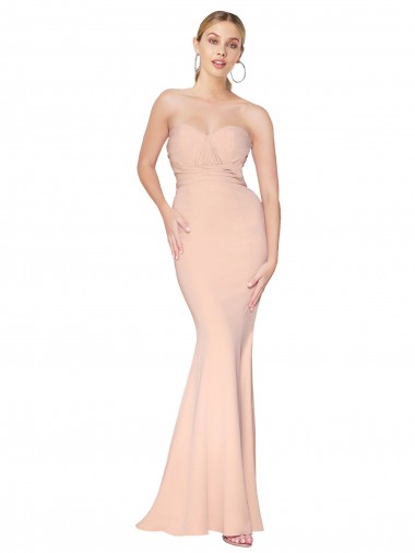 Sem Mangas Decote Alto Crepe Esticado Nu Comprimento Chão Longo Vestidos de Madrinha / Vestidos de Noite / Vestidos de Festa Mais Barato