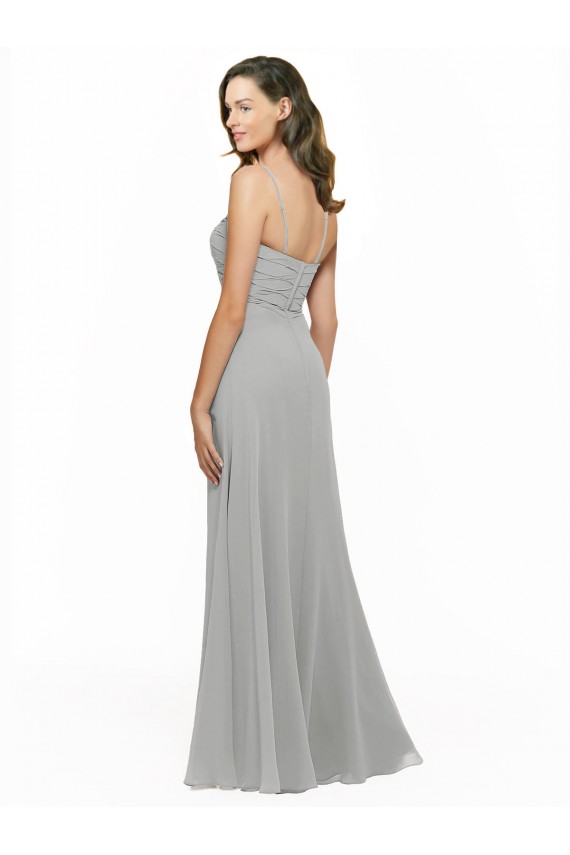 Sem Mangas Amor Chiffon Prata Comprimento Chão Vestido de Madrinha / Vestido de Baile Mais Barato