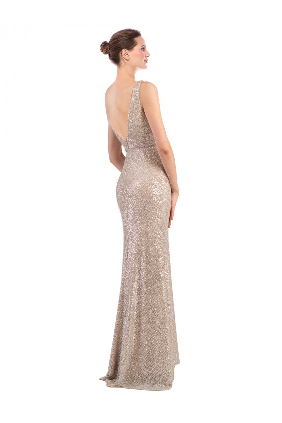 Sem Mangas Decote V Lantejoulas & Lantejoulas Espumantes Prata Comprimento Chão Vestidos de Madrinha / Vestidos de Noite / Vestidos de Festa Mais Barato