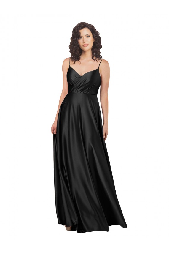 Sem Mangas Decote V Cetim Sedoso Preto Comprimento Chão Linha A Longo Vestidos de Madrinha / Vestidos de Noite / Vestidos de Festa Mais Barato