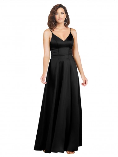 Sem Mangas Decote V Cetim Sedoso Preto Comprimento Chão Vestidos de Madrinha / Vestidos de Noite / Vestidos de Festa Mais Barato
