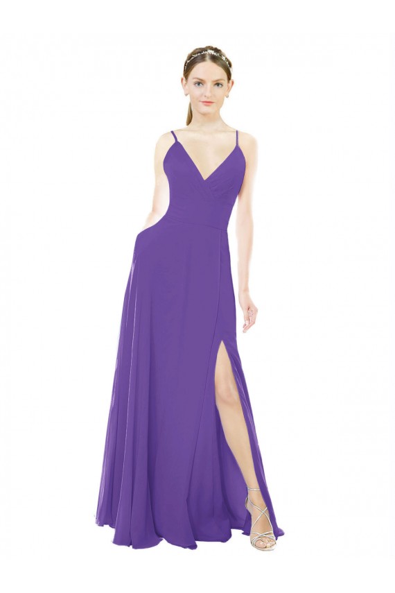 Sem Mangas Decote V Chiffon Roxo Comprimento Chão Vestidos de Madrinha Mais Barato