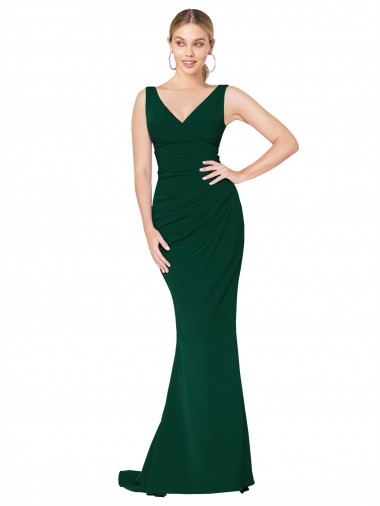 Sem Mangas Decote Alto Crepe Esticado Verde Meia-Noite Comprimento Chão Vestidos de Madrinha / Vestidos de Noite / Vestidos de Festa Mais Barato